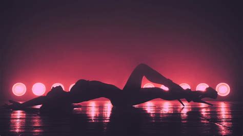 Striptease/Lapdance Erotic massage Wingles
