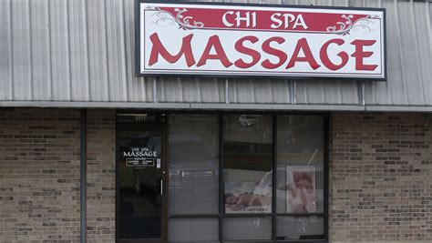 Erotic massage Chiampo
