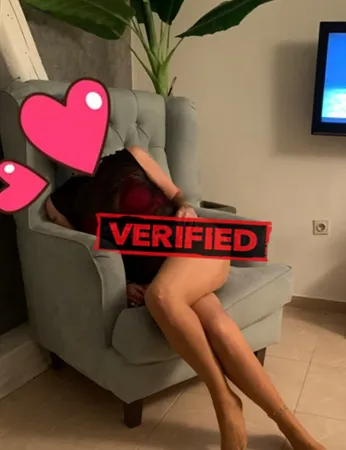 Amanda tits Find a prostitute Berhida