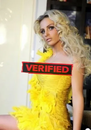 Britney anal Prostitute Tritenii de Jos